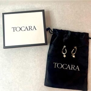Tocara silver hoop earrings with hanging pearls gift holiday business NEW